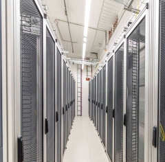 Server racks in the IMT-Systems data center